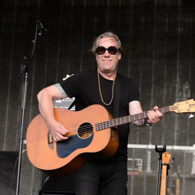 Ep 143 Violent Femmes Brian Ritchie talks touring,songwriting in the Femmes & Mona Foma 22 ... episode artwork