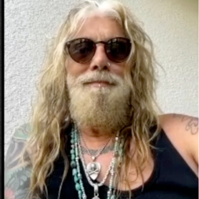 Ep 227 John Corabi on new book writing, story behind Robin's Song, Dilana, truck driving, leaving RATT, Brides of Destruction and new music coming! episode artwork