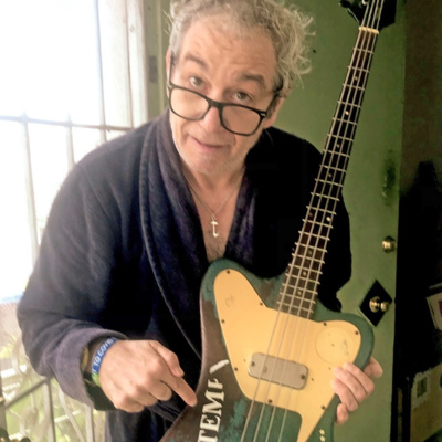 Ep 160 On Bass ... Mike Watt (Minutemen,fIRHOSE & DOS) episode artwork