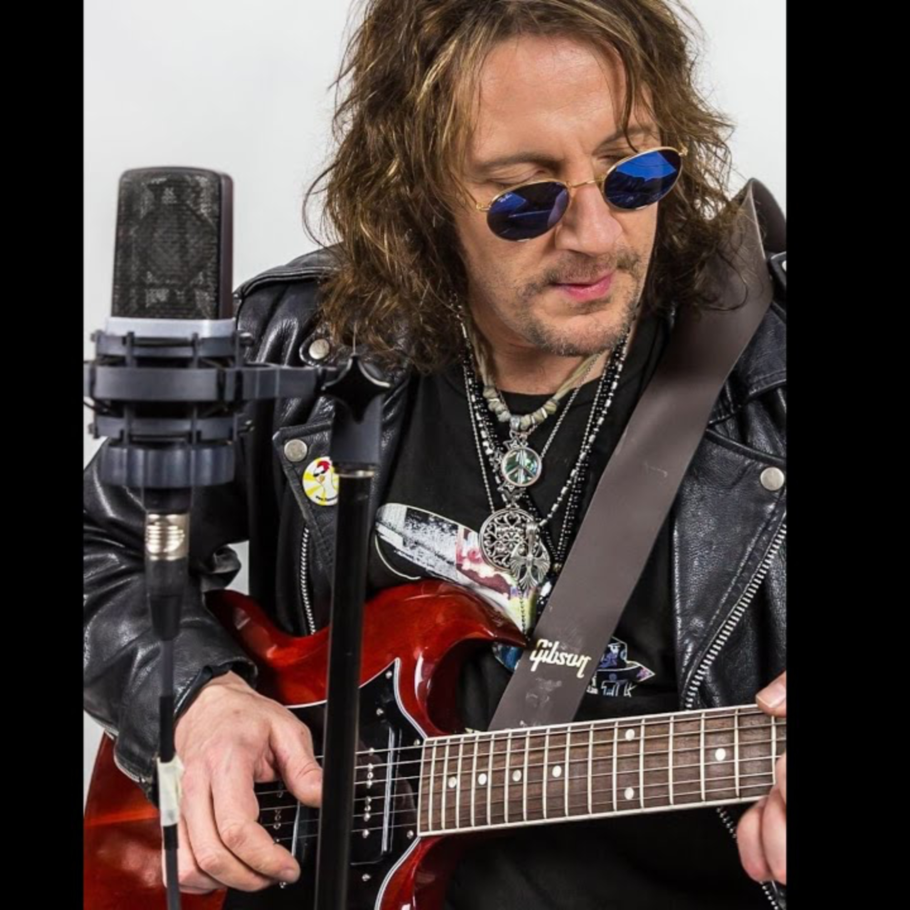 Ep 63 Enuffs Z’Nuff (ex) singer/guitarist Donnie Vie talks new single, song writing & a crazy story! episode artwork