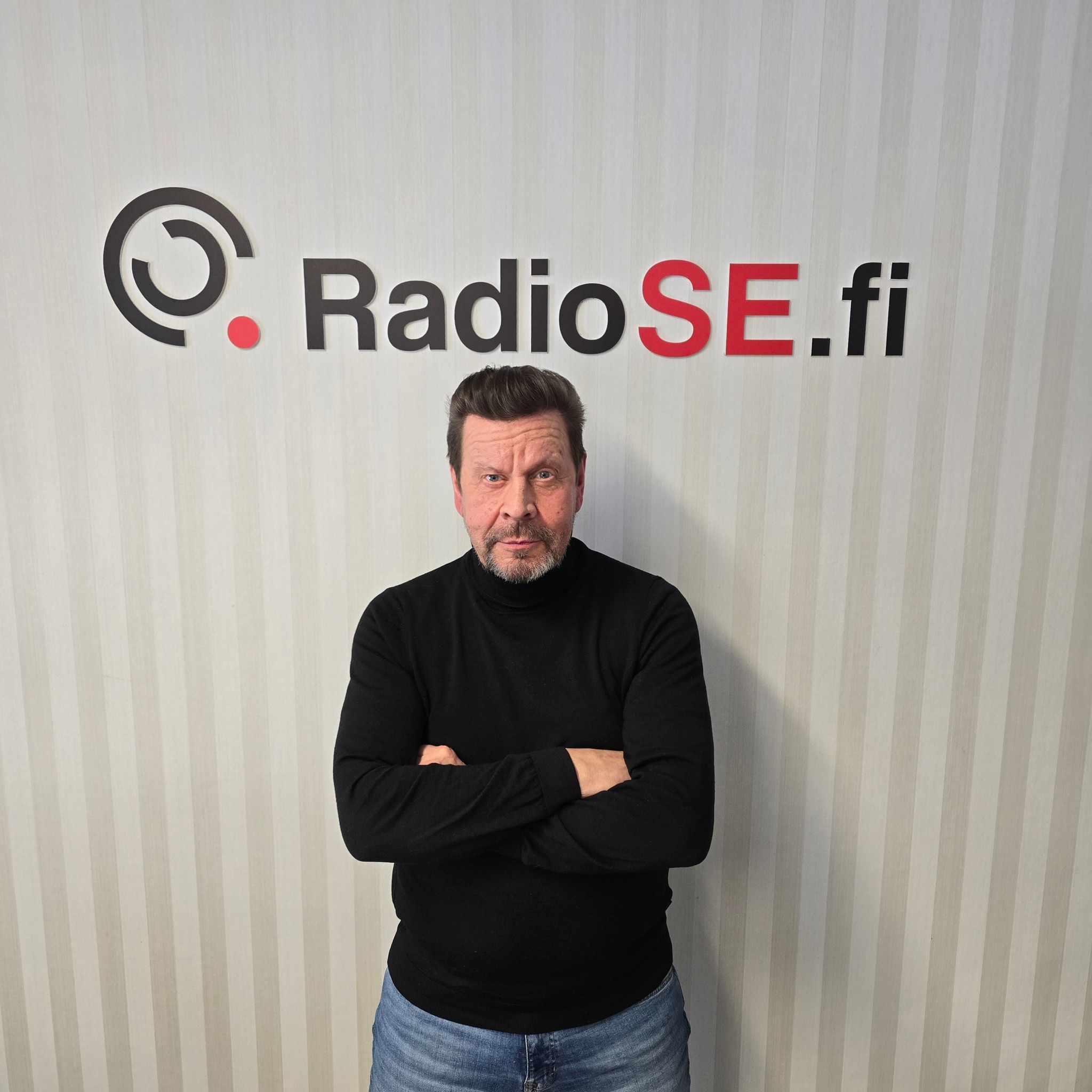 Studiossa vieraana Pate Mustajärvi OSA 2, 11.3.2024 episode artwork