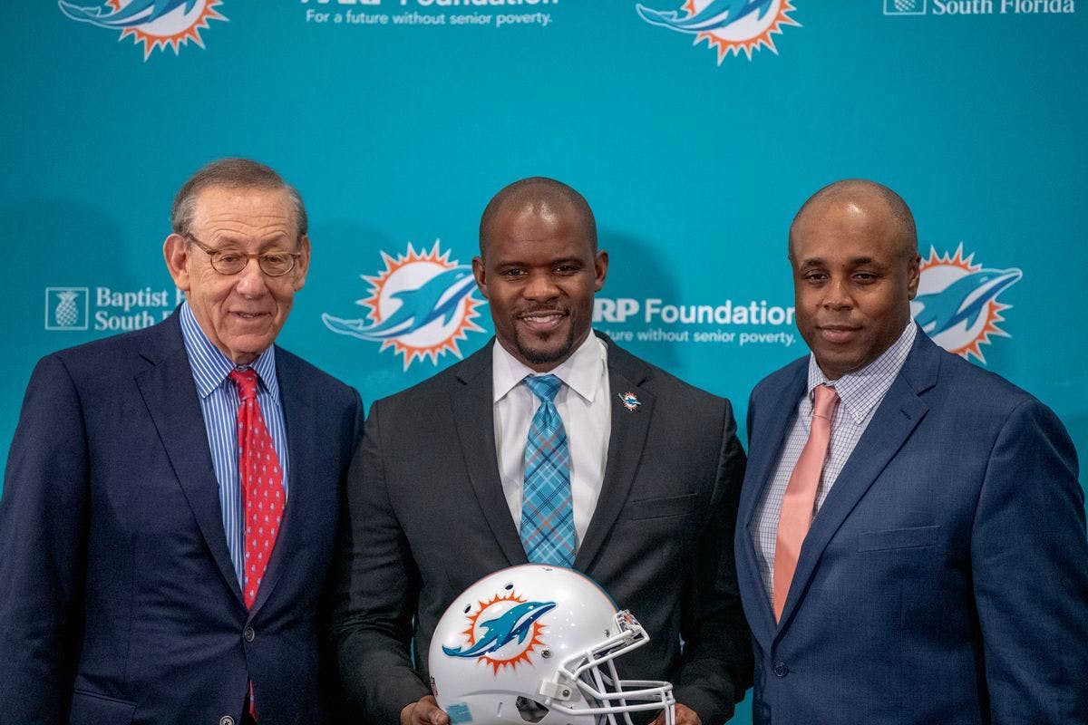 Phinsider Radio: Brian Flores has been named the 13th head coach in Miami Dolphins history. What does it mean for the Dolphin and the NFL moving forward? episode artwork