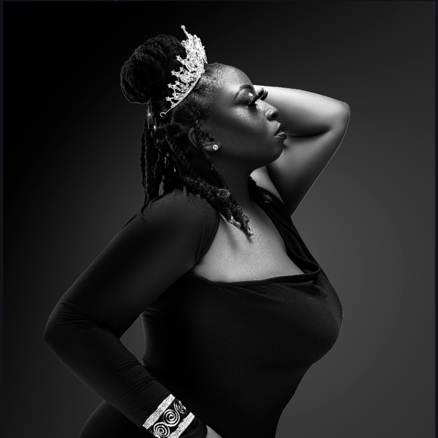 Es’Synce Star: A Rising R&B Artist