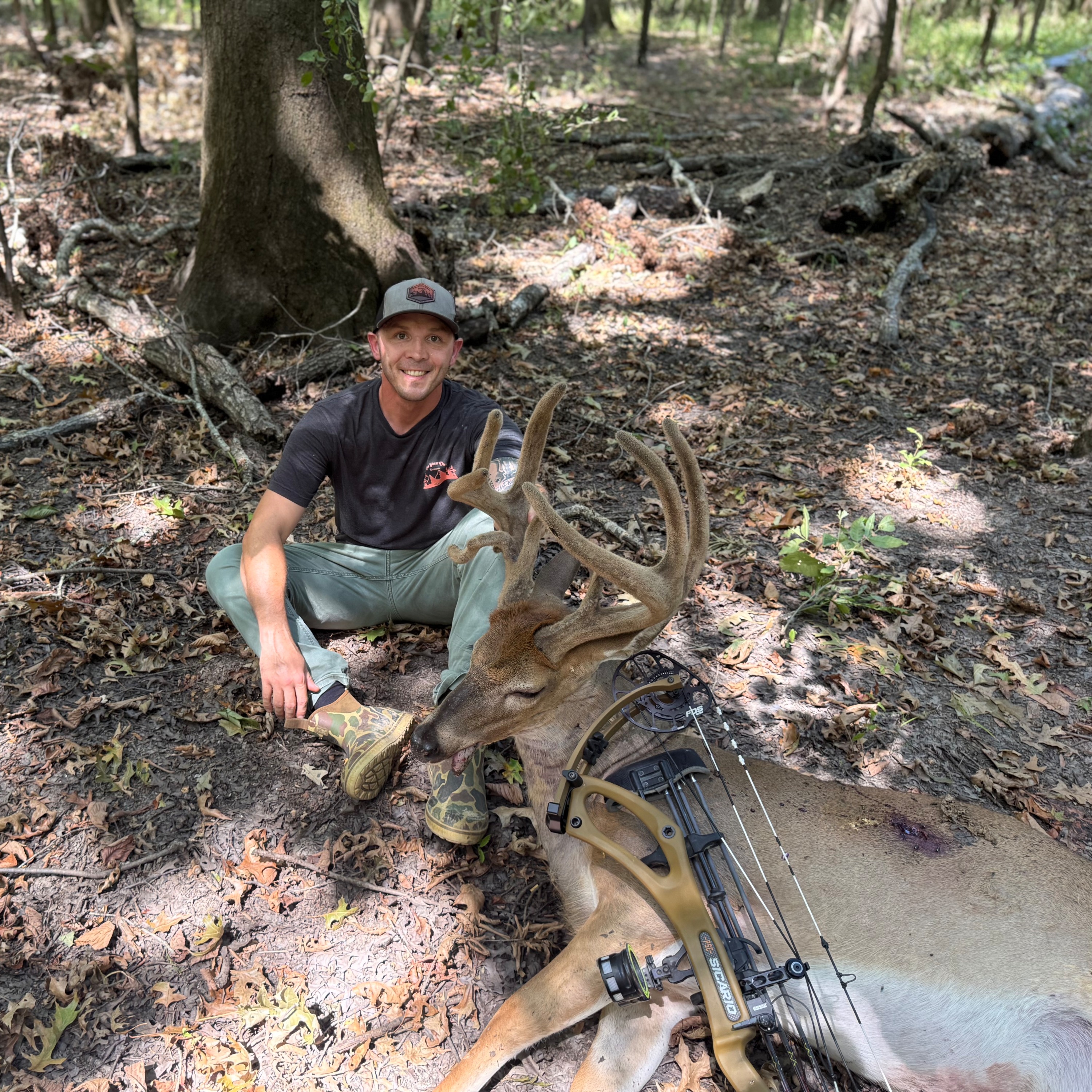 Southeastern Bowhunter - Early Season Success w/ Clifton Denney
