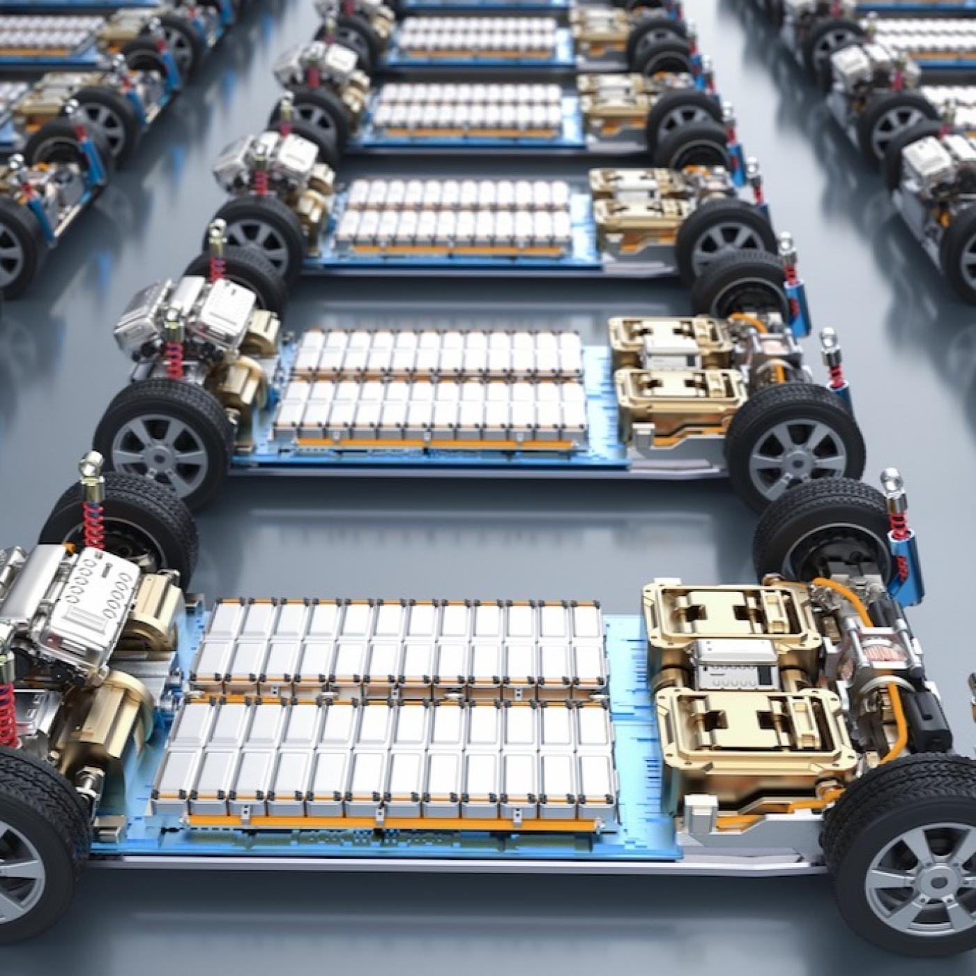 EVs Get the Headlines. Are Hybrids Winning the Driveway? episode artwork