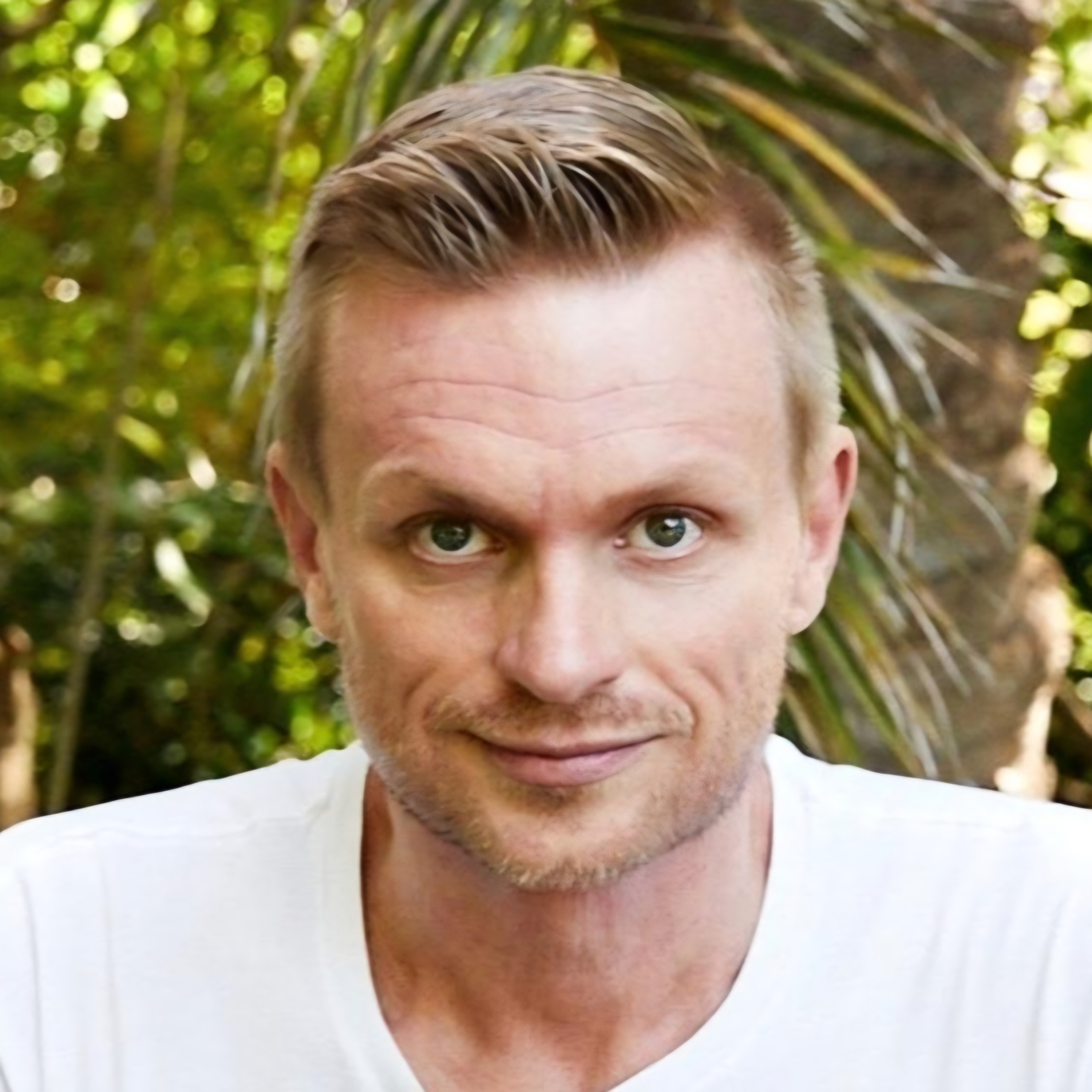 Pintaa syvemmälle -podcast