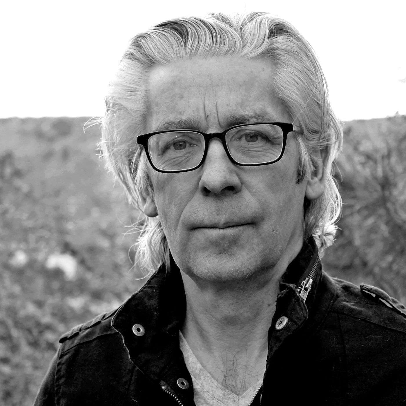 True Crime, Authors & Extraordinary People