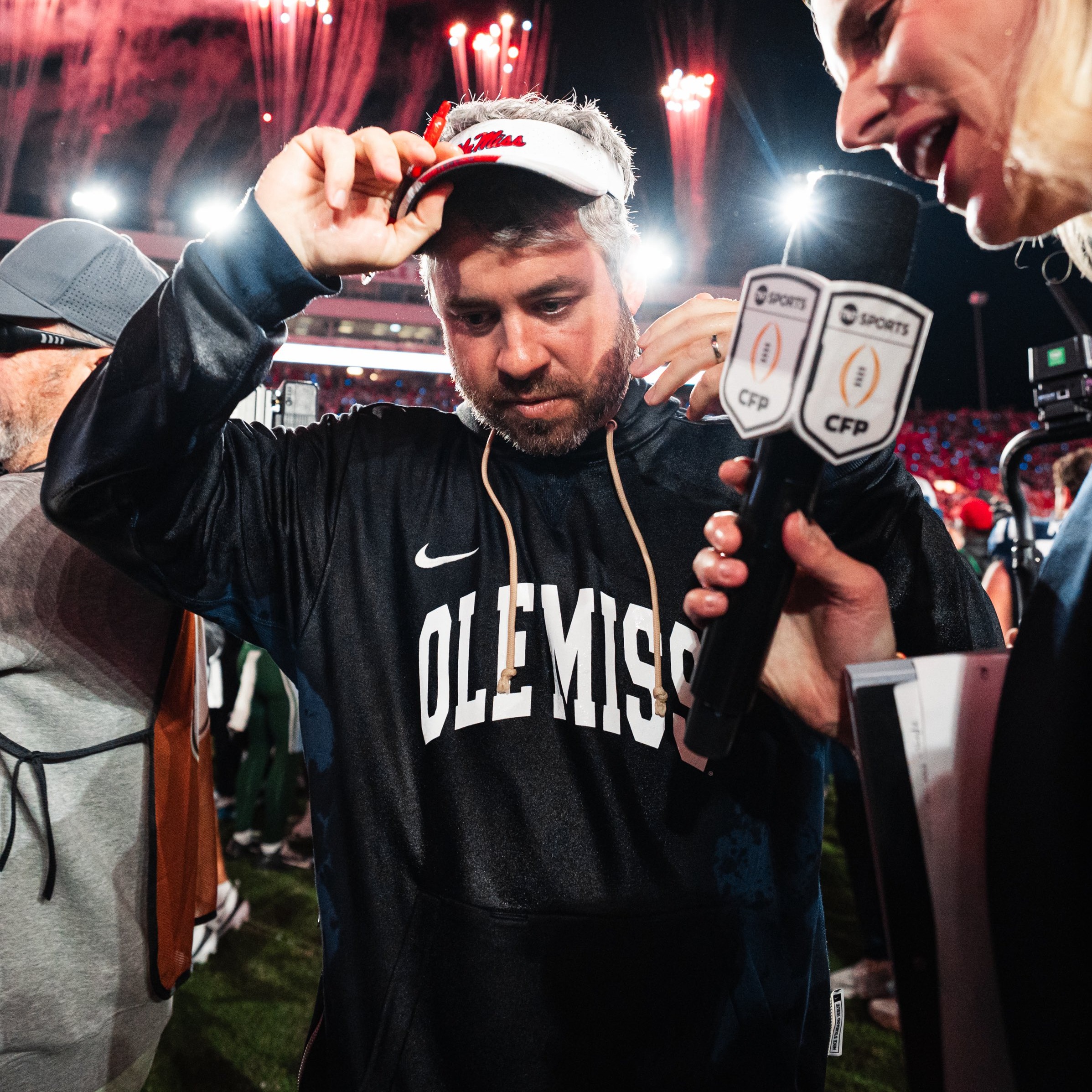 Ole Miss LIVE: On3's Andy Staples, baseball's Regional host path + more