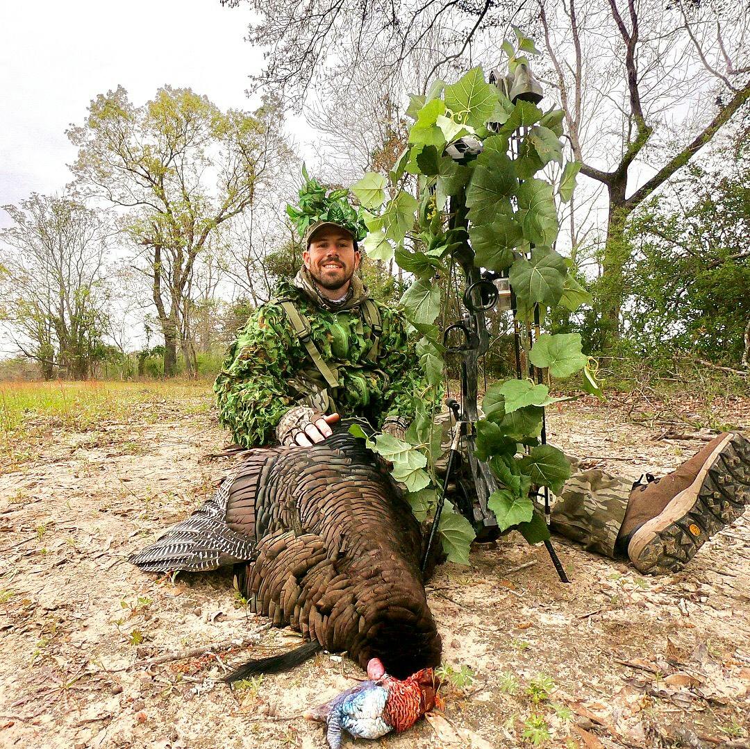 EP. 18- "EMBRACE THE SUCK" THE STRUGGLES AND ADVERSITIES OF HUNTING WITH JORDAN BARNES