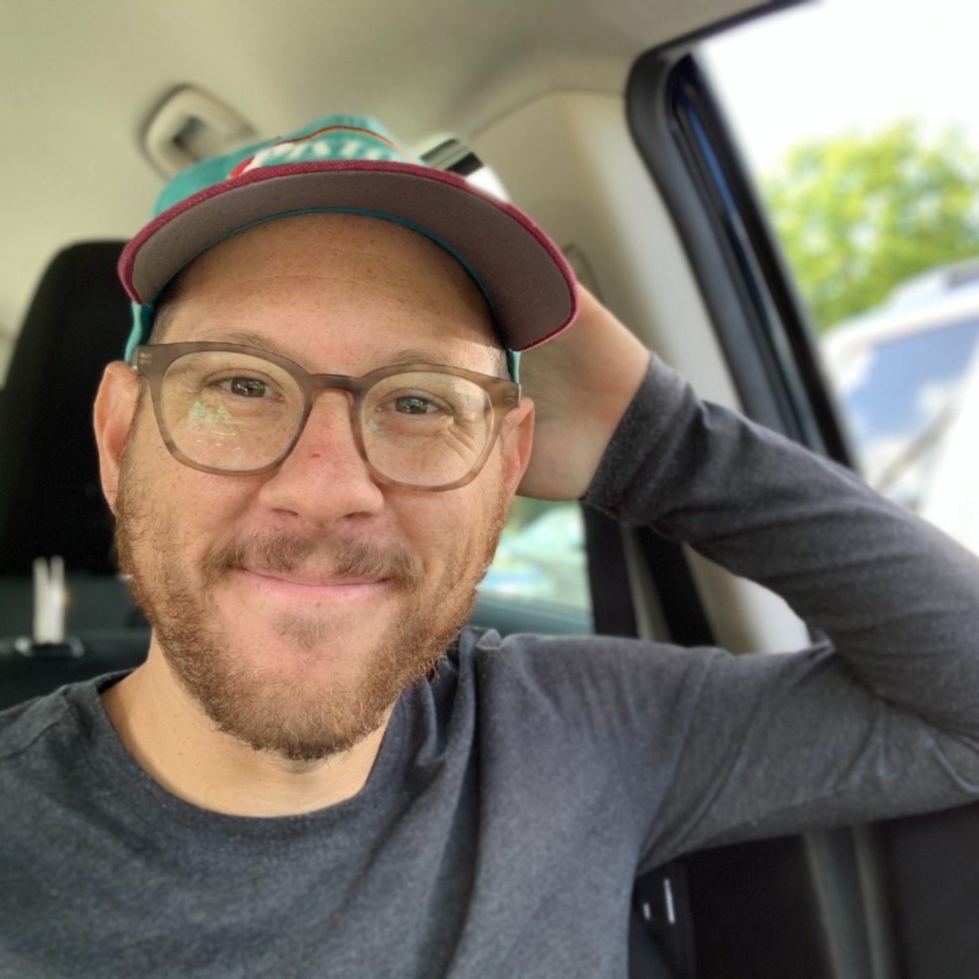 The Advice Guy Who Doesn’t Believe in Perfect (w/ Zak Rosen from Weirdly Helpful)