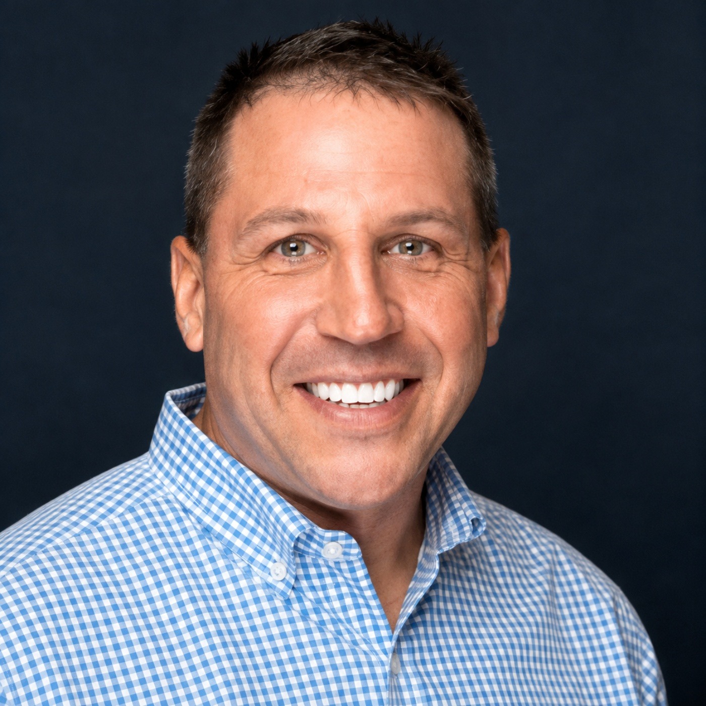 From Fraternity Kitchen to Franchise Empire: Matt Friedman on Building Wing Zone From Scratch
