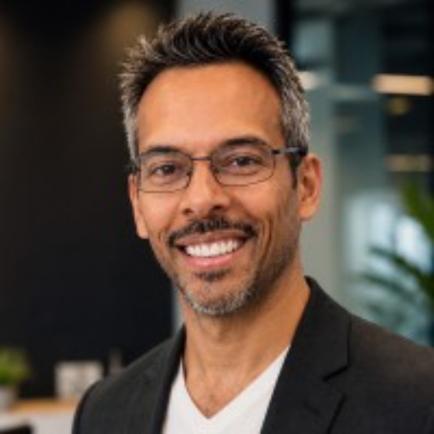 Elias Curtis on Building Predictable Lead Generation System