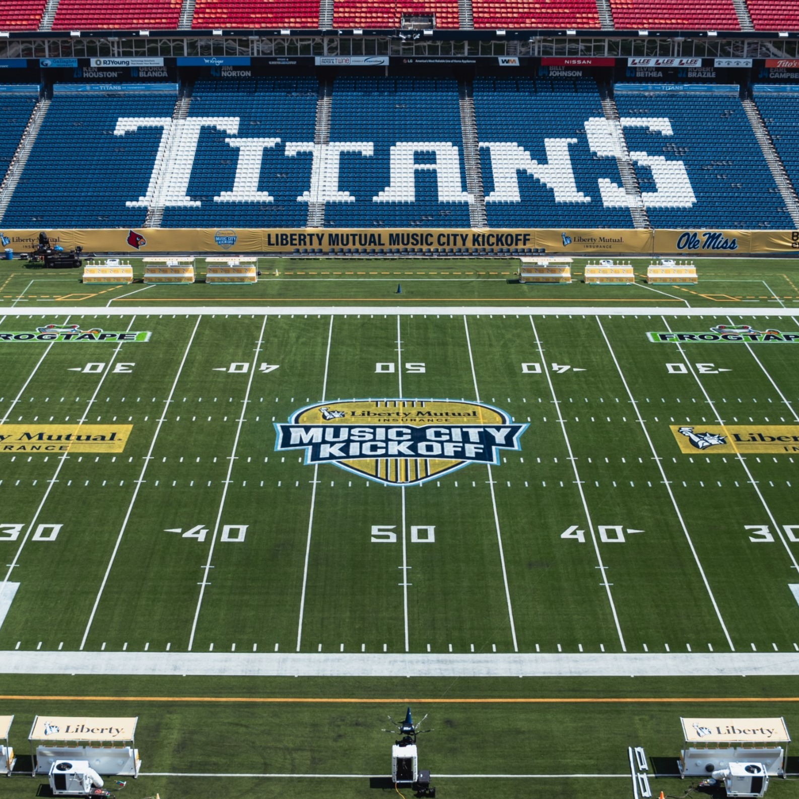 LIVE from Barstool Nashville: Spot the ball. Ole Miss kicks off TONIGHT